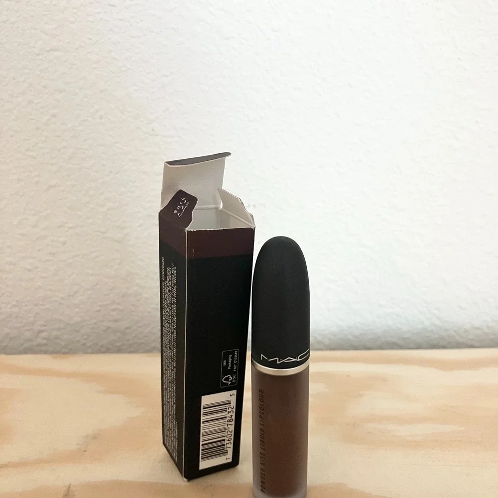 M·A·C mac powder